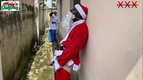Christmas Came Earlier For Na&iuml;ve 18yo Press Girl On Hijab As Santa Gave Her Hot Fuck Outside The Compound While She Tries The New School Camera (Watch Hot Full Videos On RED)