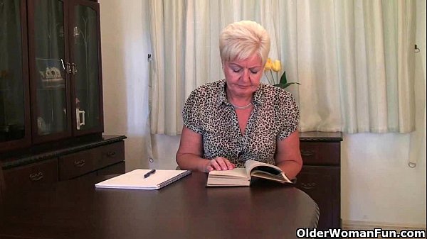 Highly Sexed Grandma Sandie Rubs Her Pierced Clit
