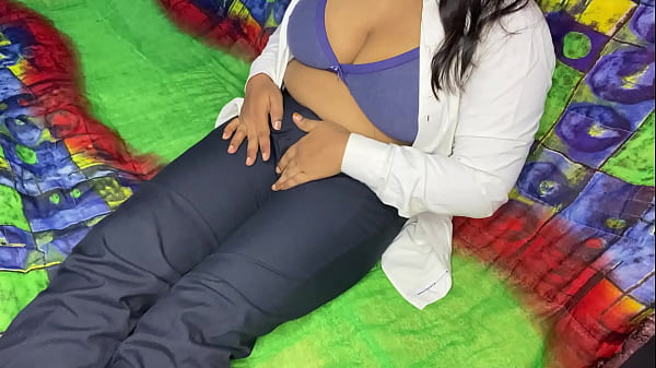 Indian Ladki Job Se Ghar Par Aate Hi Pussy Finger Karne Lagi Hot Xxx Girl Viral Mms Video Indian Ladki Job Se Ghar Par Aate Hi Pussy Finger Karne Lagi Hot Xxx Girl Viral Mms Video