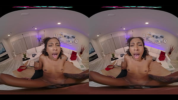 VRHUSH Delivery Girl Olivia Jayy Wants Her Five Star Rating